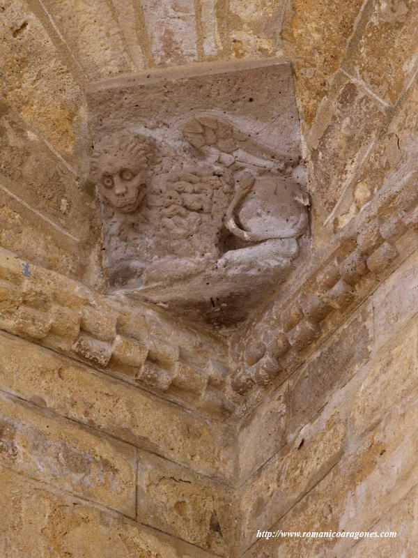 TROMPA CON TETRAMORFOS DE SAN MARCOS EN EL CRUCERO